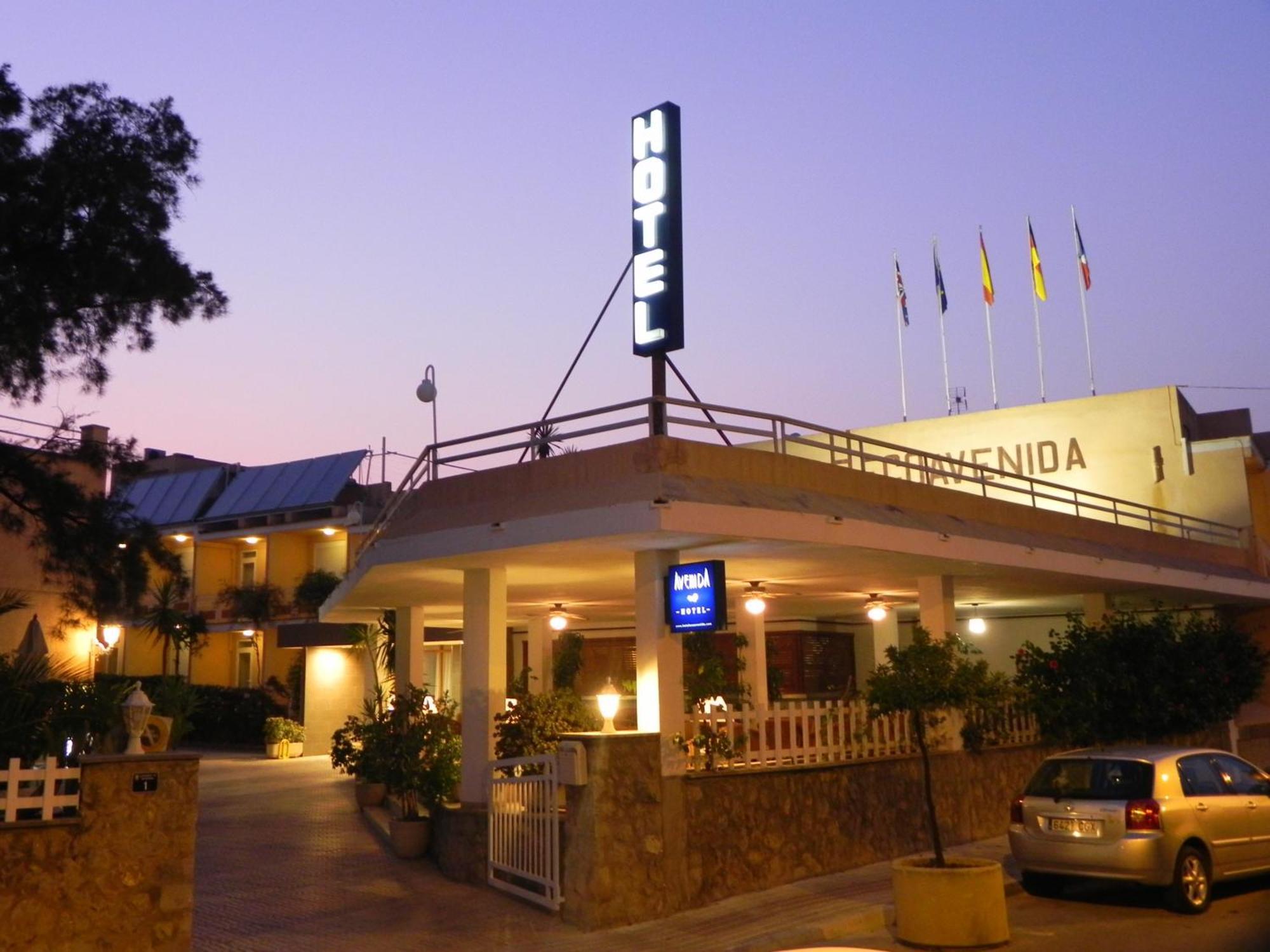 Hotel Ecoavenida Benicassim Bagian luar foto